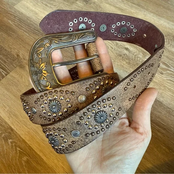 Western Belt - Picture 2 of 4